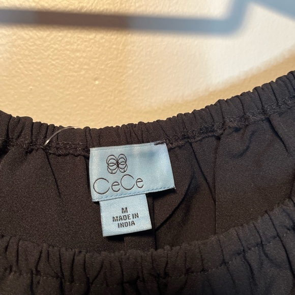 NWT CC off the shoulder black blouse with pearl detail on layered sleeve. Med. - Picture 5 of 5